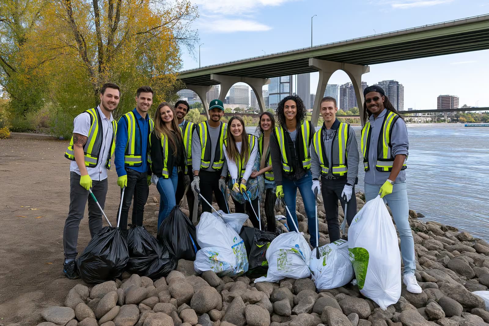 Oportunități de Voluntariat